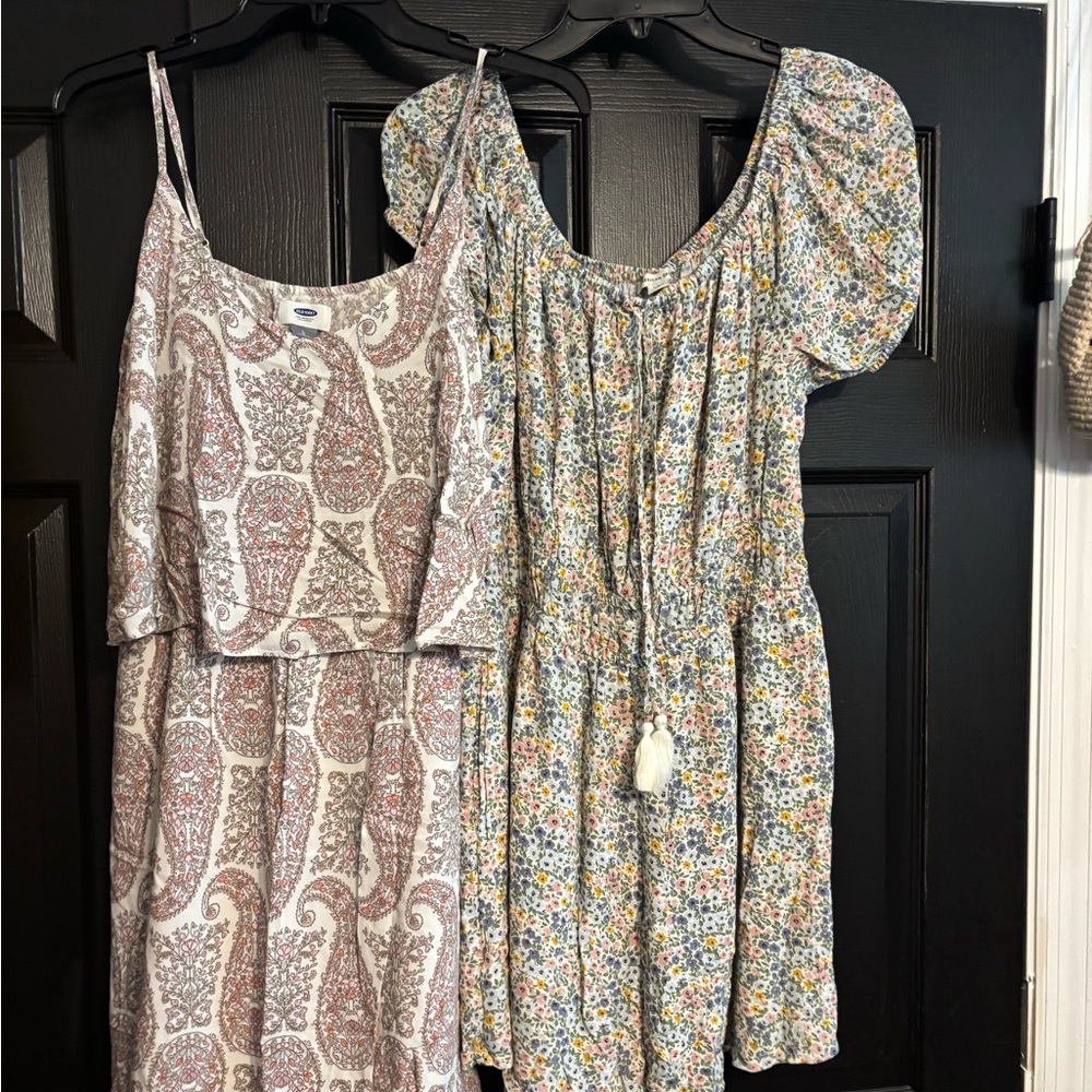 2 pieces American Eagle shorts romper and Old Navy dress.